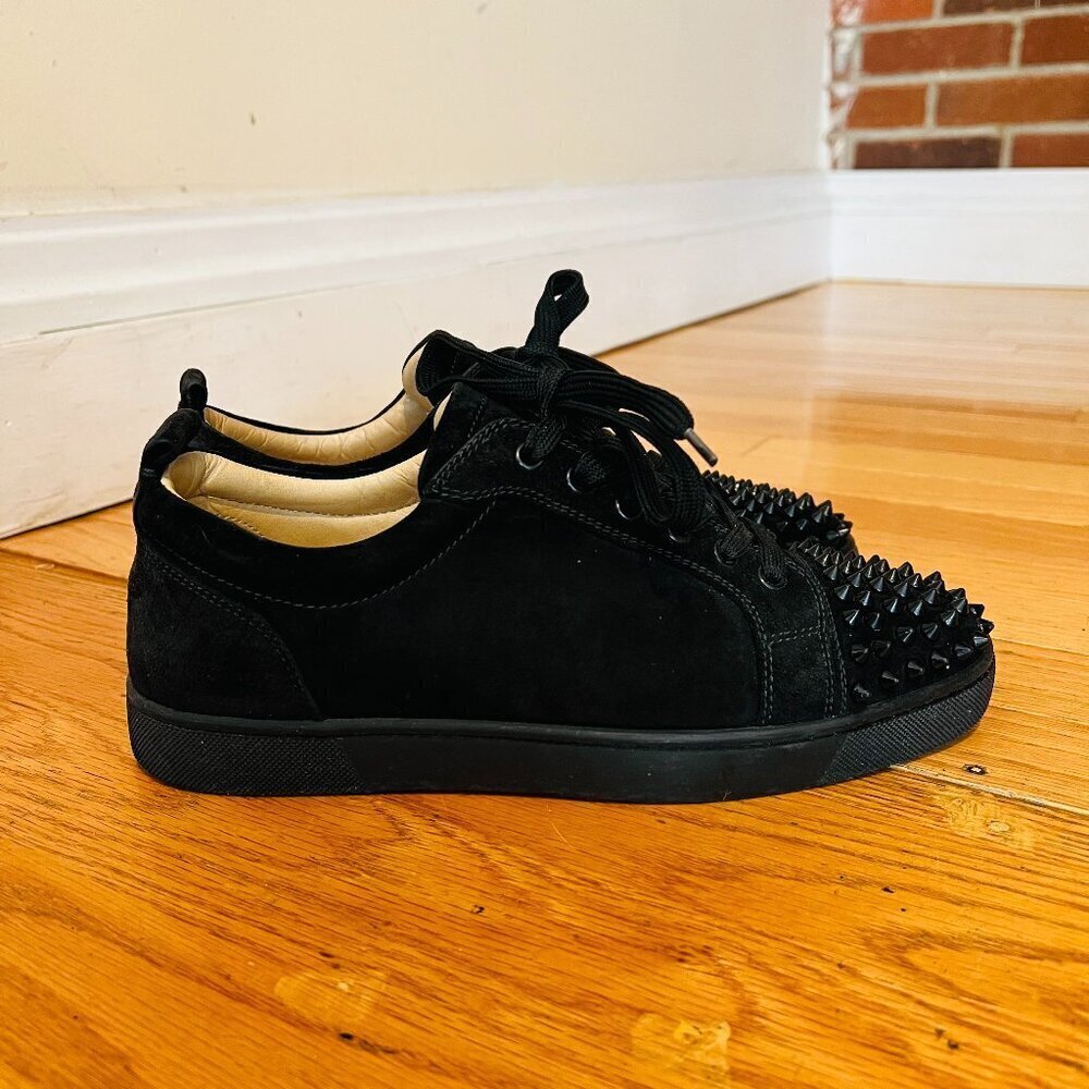 Christian Louboutin Vieira Spikes Flat Black Suede Lace Up Low Top Sneaker 40.5